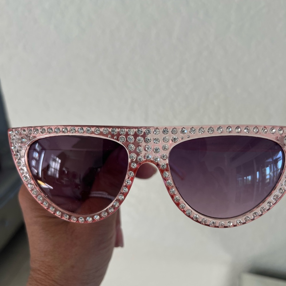 Pink Rhinestone-Studded Sunglasses - Picture 4 of 4